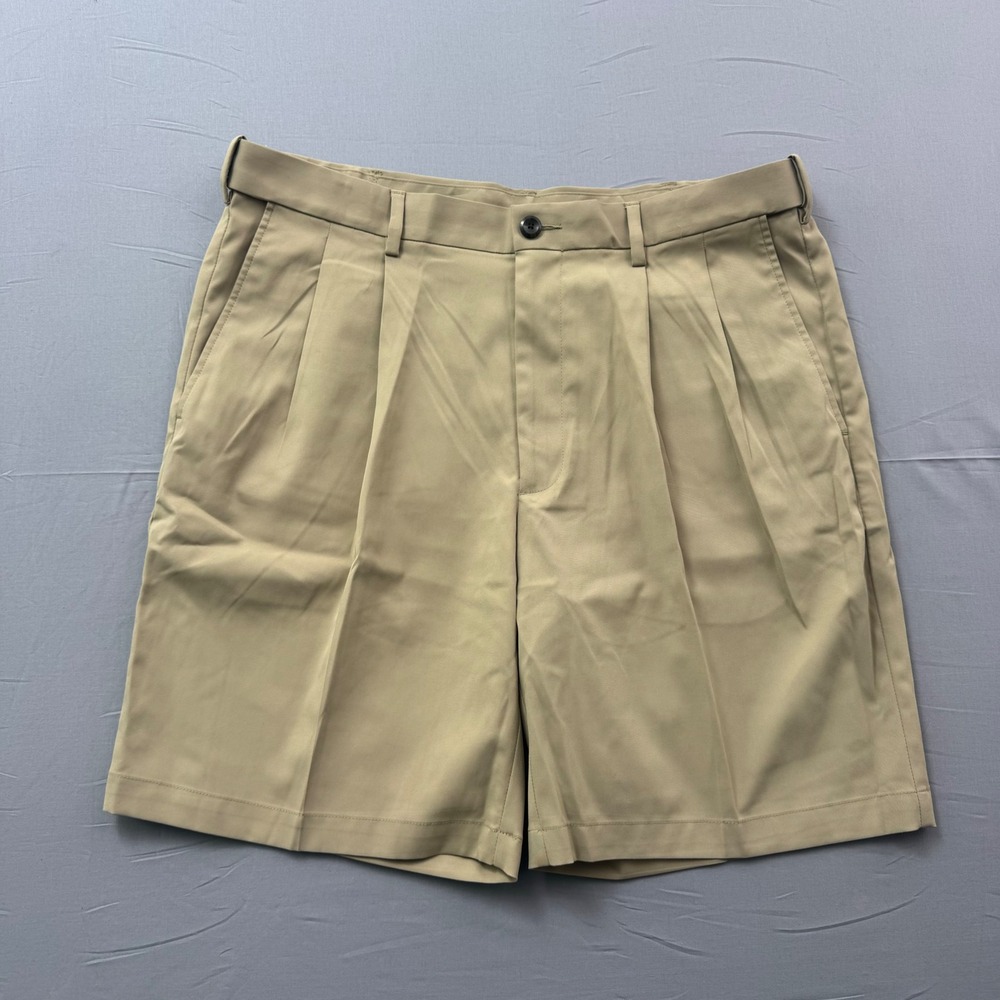 Savane Mens Pleated Chino Shorts Khaki Tan Size 36 Stretch Casual Golf Classic